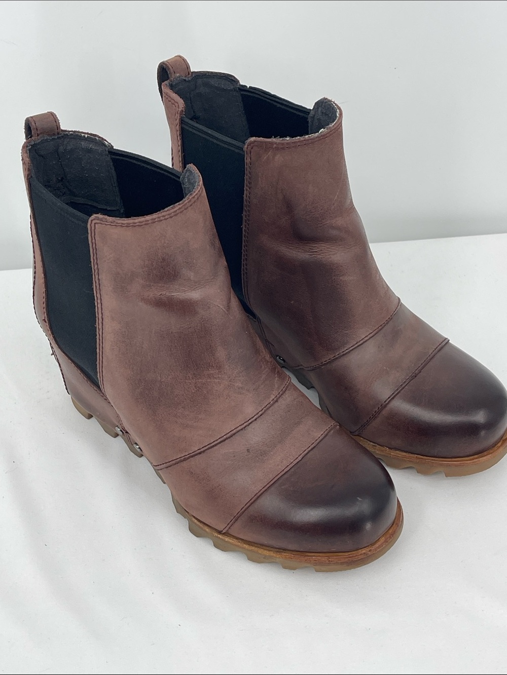 Sorel LEA JOAN Brown Leather HIDDEN Wedge Ankle Boots WOMENS SIZE 6